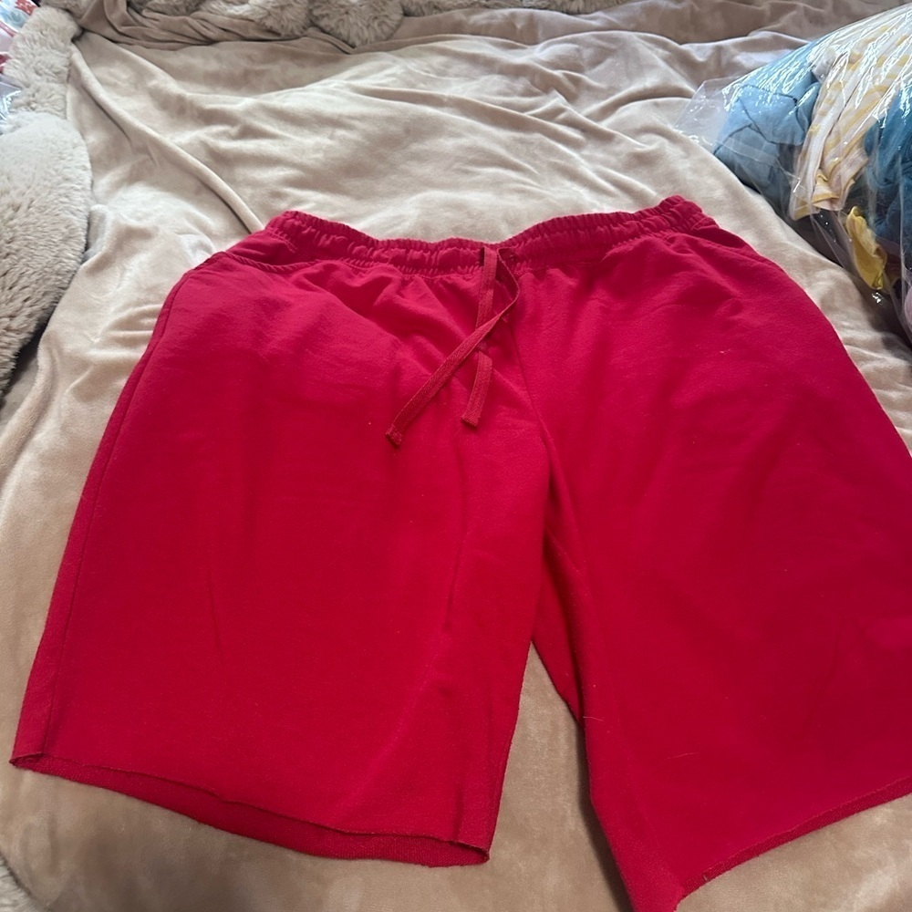 LuLaRoe Jamie Vibrant Red Shorts M